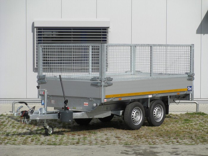 Eduard 2031-J-72 Rückwärtskipper mit Handpumpe – Bild 5