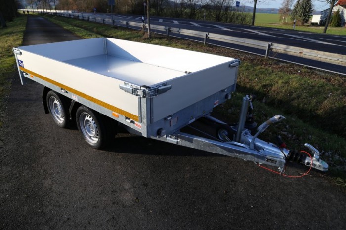 Eduard 2726-J-63 Rückwärtskipper mit Handpumpe – Bild 3