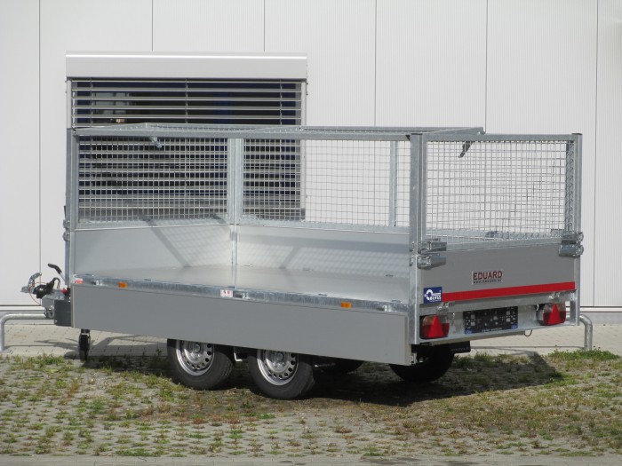 Eduard 2031-J-72 Rückwärtskipper mit Handpumpe – Bild 6