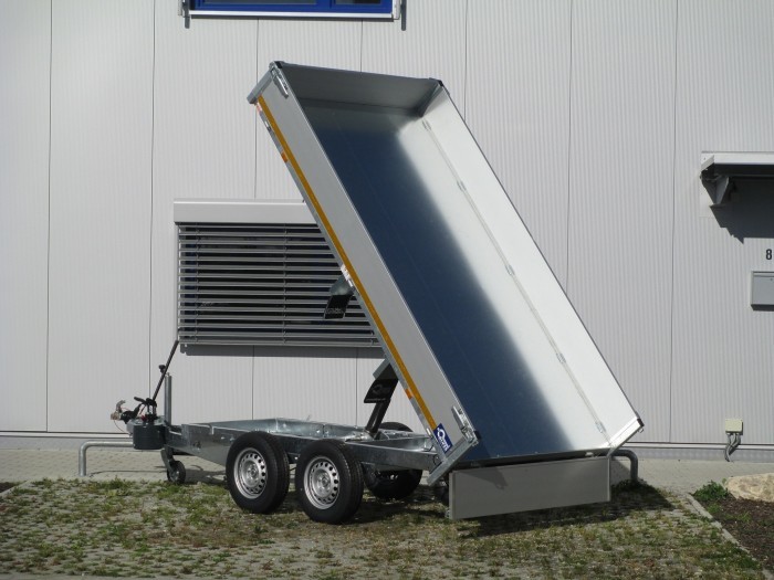 Eduard 3031-J-72 Rückwärtskipper mit Handpumpe – Bild 2