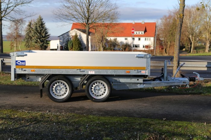 Eduard 2726-J-63 Rückwärtskipper mit Handpumpe