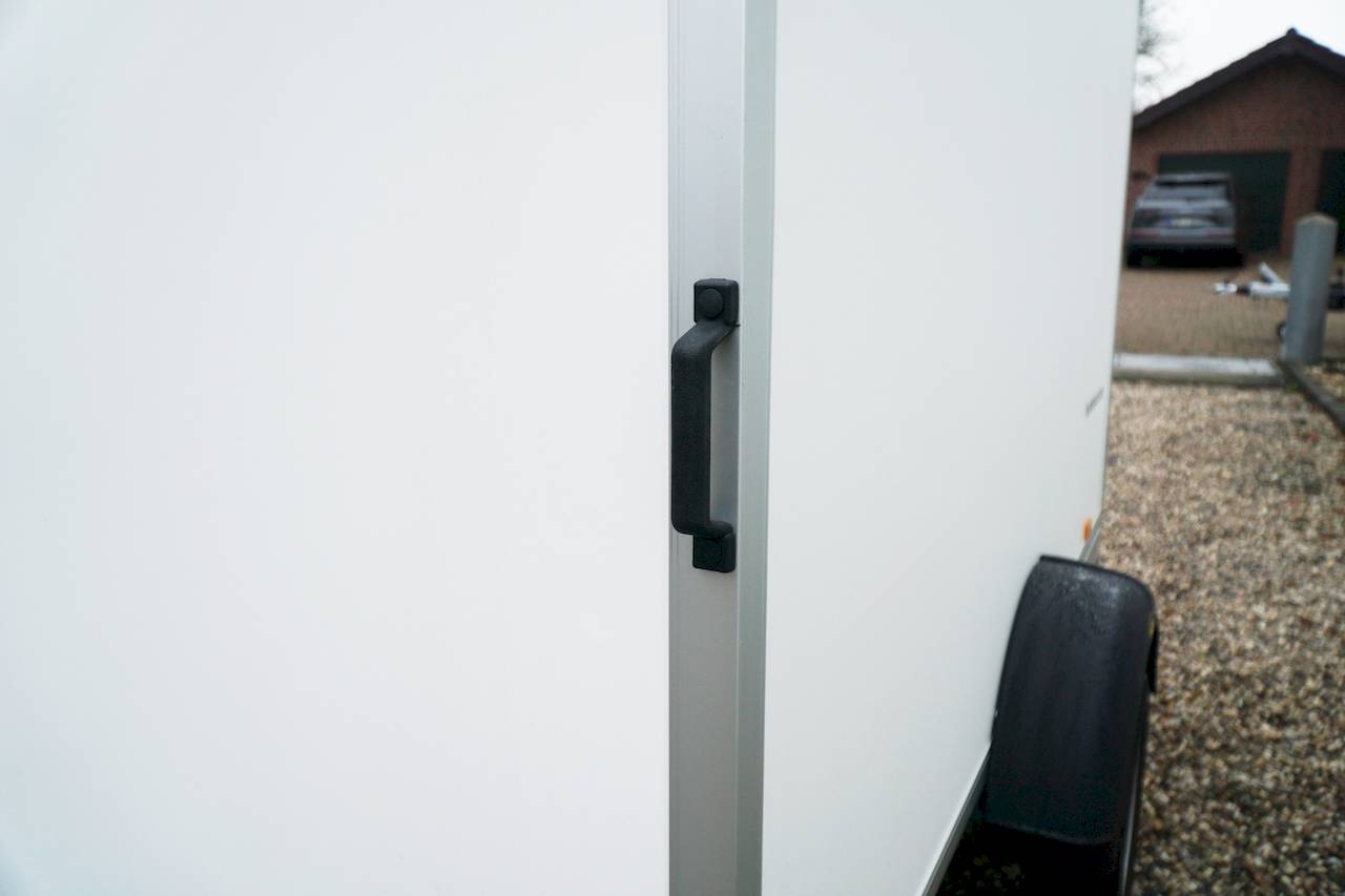 Humbaur HK 752513-15P 251X132X152CM 750KG Kofferanhänger – Bild 6