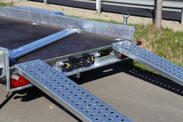 A3004BHT Frachtliner Autotransportanhänger – Bild 3