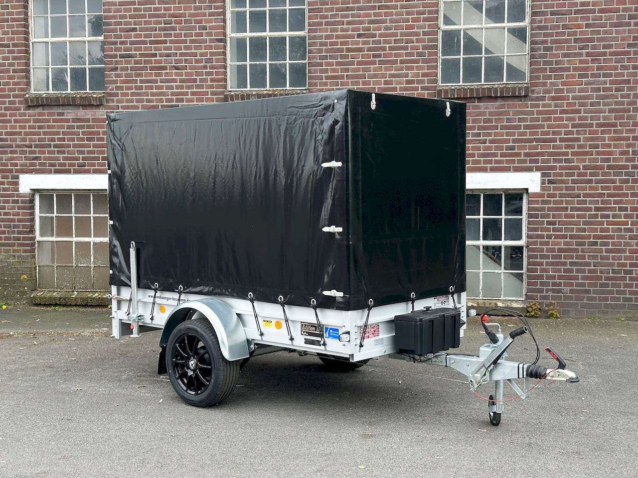 Koch-Anhänger 4.13 | Edition 35 | Plane Schwarz 250X125X160CM 1300KG Planenanhänger