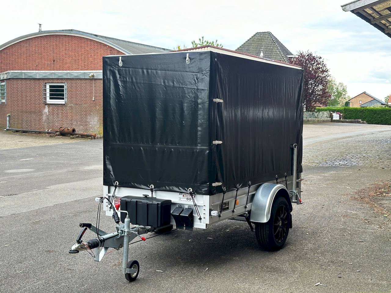 Koch-Anhänger 4.13 | Edition 35 | Plane Schwarz 250X125X160CM 1300KG Planenanhänger – Bild 6