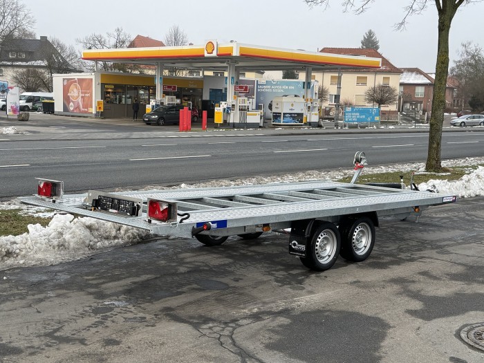 Saturn 3545 Fahrzeugtransporter – Bild 2